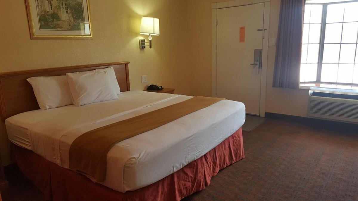 Stadium Motel - Lubbock Medical Center Dış mekan fotoğraf