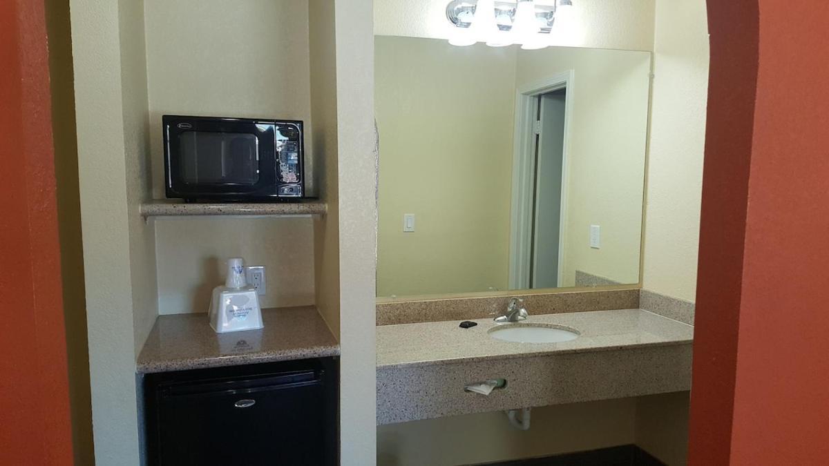 Stadium Motel - Lubbock Medical Center Dış mekan fotoğraf
